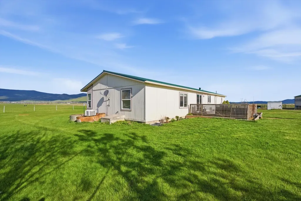 72 Ratcliff Road Hot Springs MT 59845