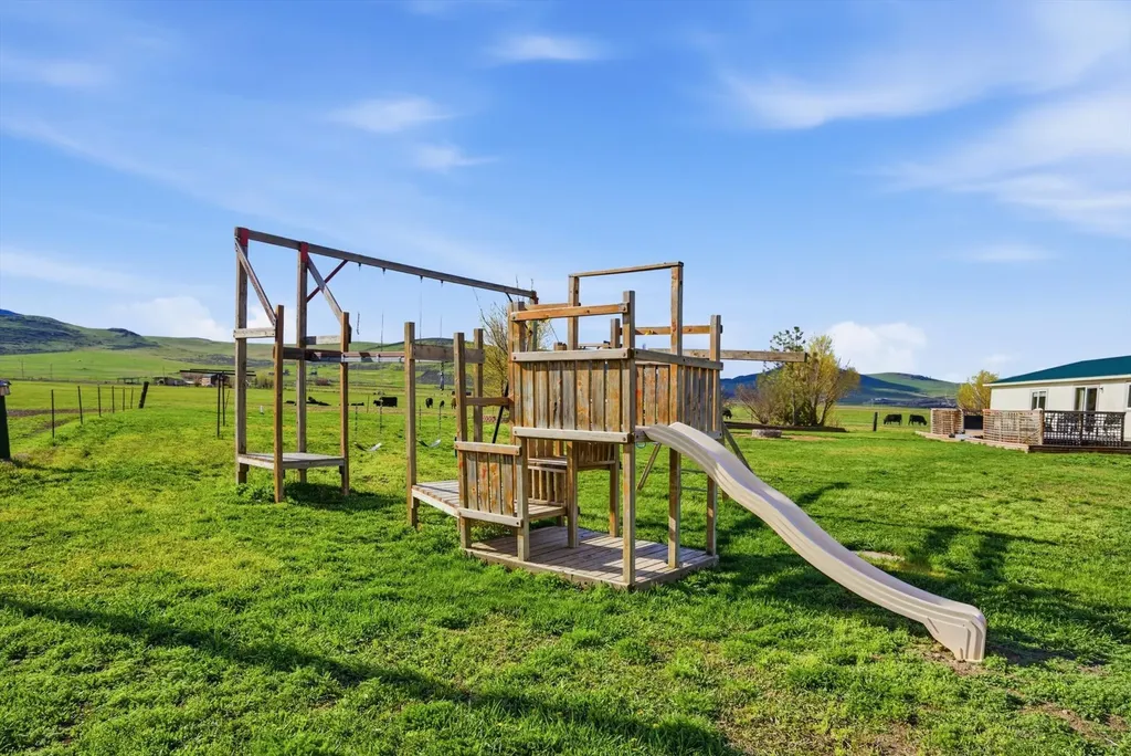 72 Ratcliff Road Hot Springs MT 59845
