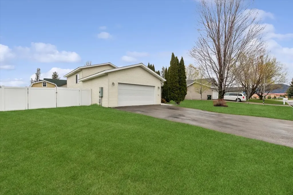 7 Grace Road Columbia Falls MT 59912