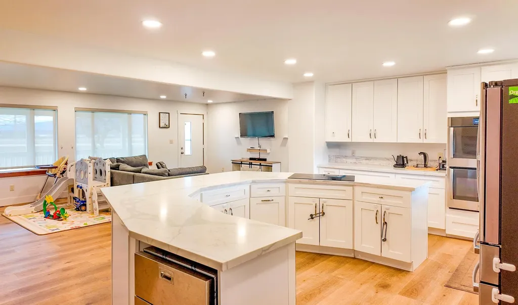 40044 Mount Highway 35 Polson MT 59860