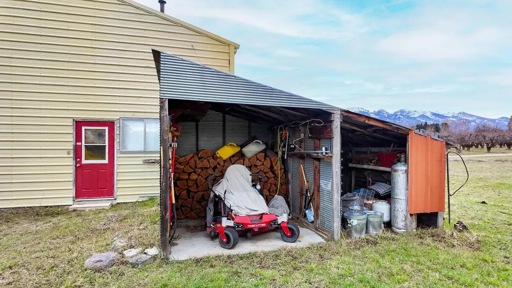 40044 Mount Highway 35 Polson MT 59860