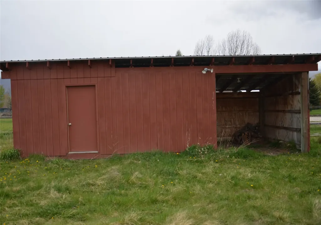 901 Sleeping Child Road Hamilton MT 59840