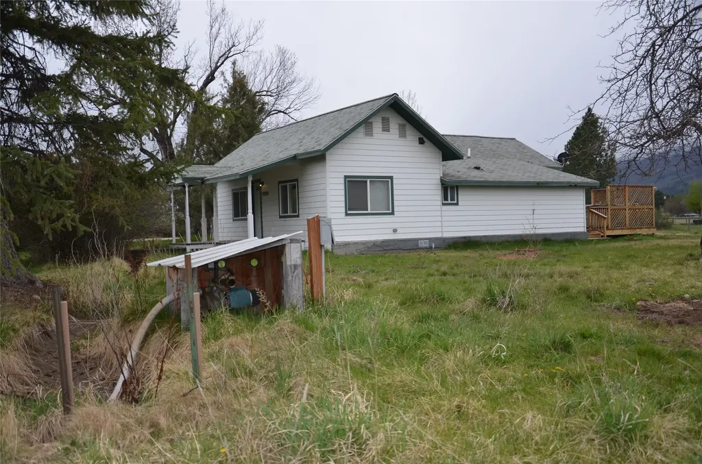 901 Sleeping Child Road Hamilton MT 59840