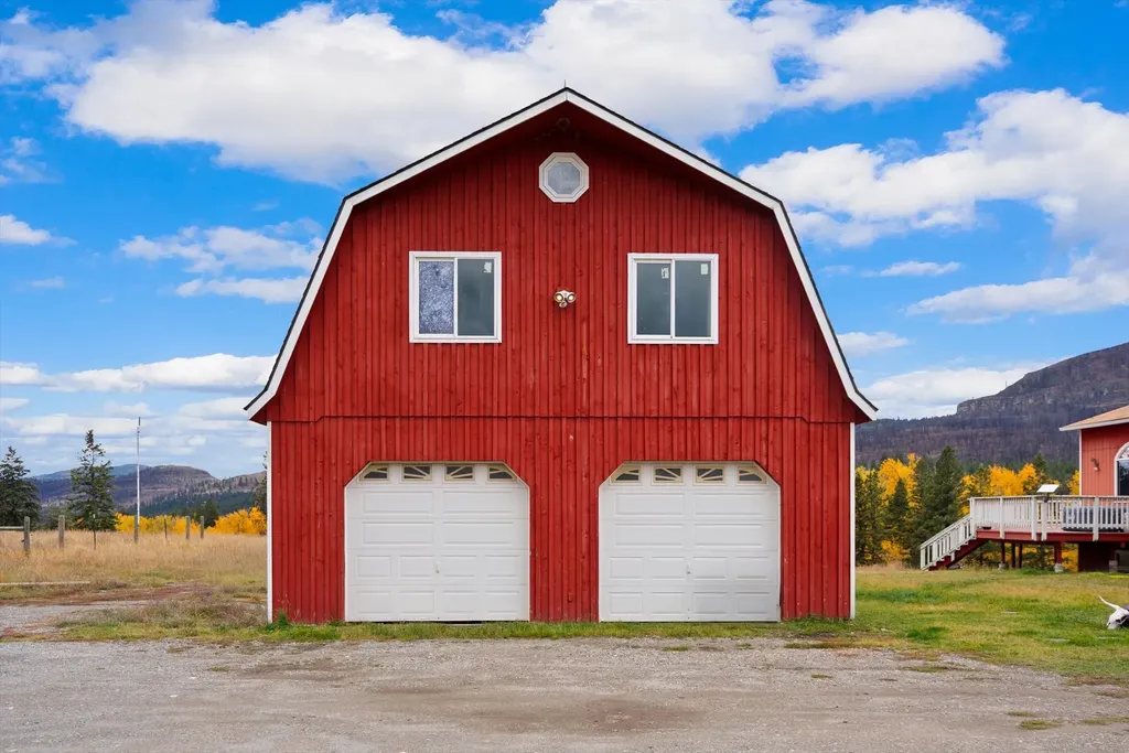 22251 Holy Cross Way Proctor MT 59929