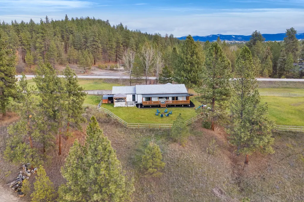 160 Log Cabin Lane Stevensville MT 59870