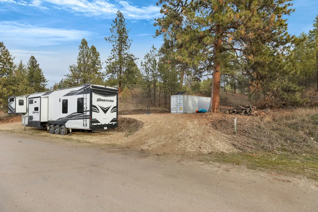 160 Log Cabin Lane Stevensville MT 59870