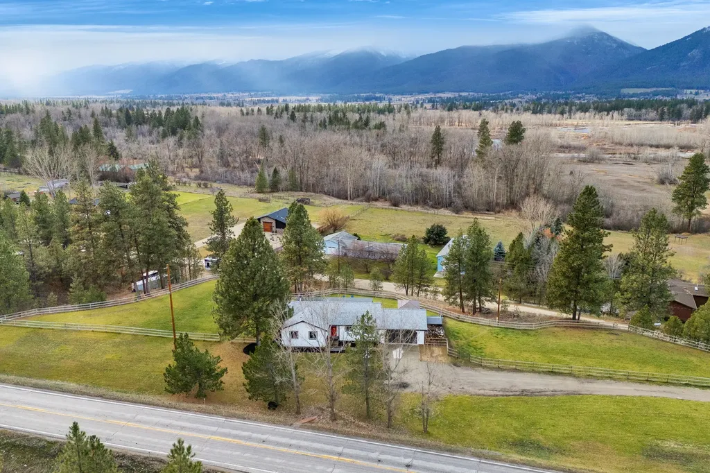 160 Log Cabin Lane Stevensville MT 59870
