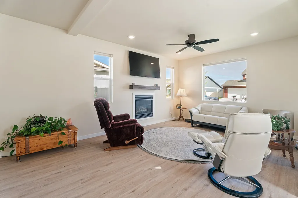 351 Meadow View Loop East Helena MT 59635