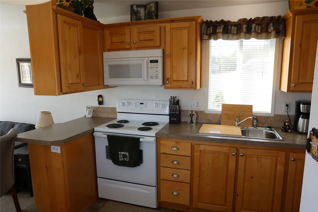 326 Deer Path Lane Rexford MT 59930