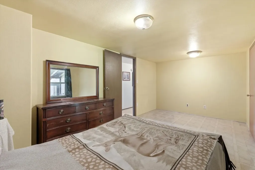 17190 Calamity Lane Huson MT 59846