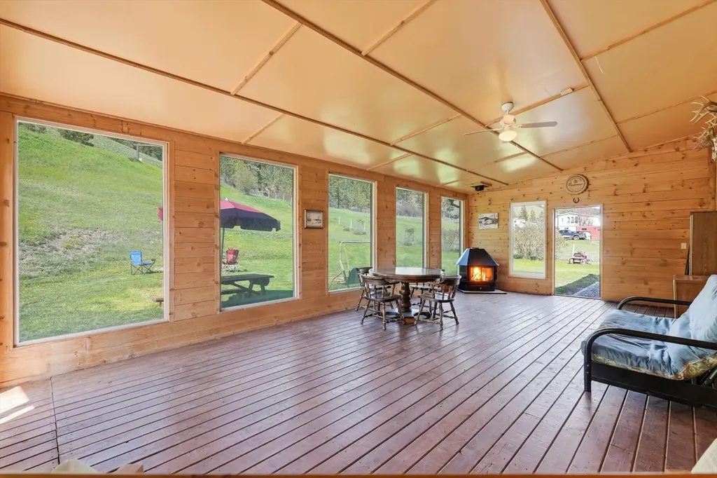17190 Calamity Lane Huson MT 59846