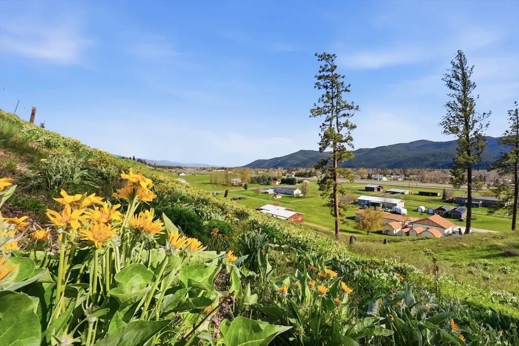 17190 Calamity Lane Huson MT 59846