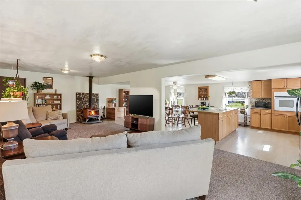 17190 Calamity Lane Huson MT 59846