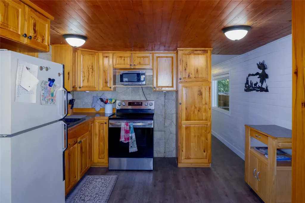 455 Bethel Drive Troy MT 59935