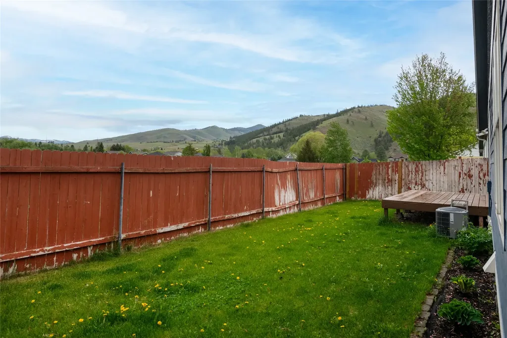 5168 Excalibur Way Lolo MT 59847