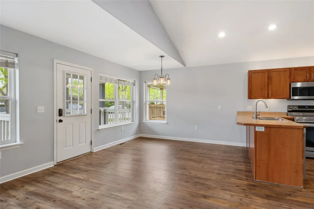 5168 Excalibur Way Lolo MT 59847