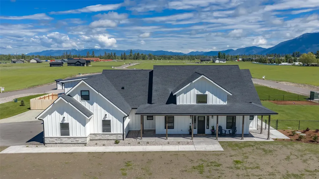 415 Charlotte Peak Drive Kalispell MT 59901