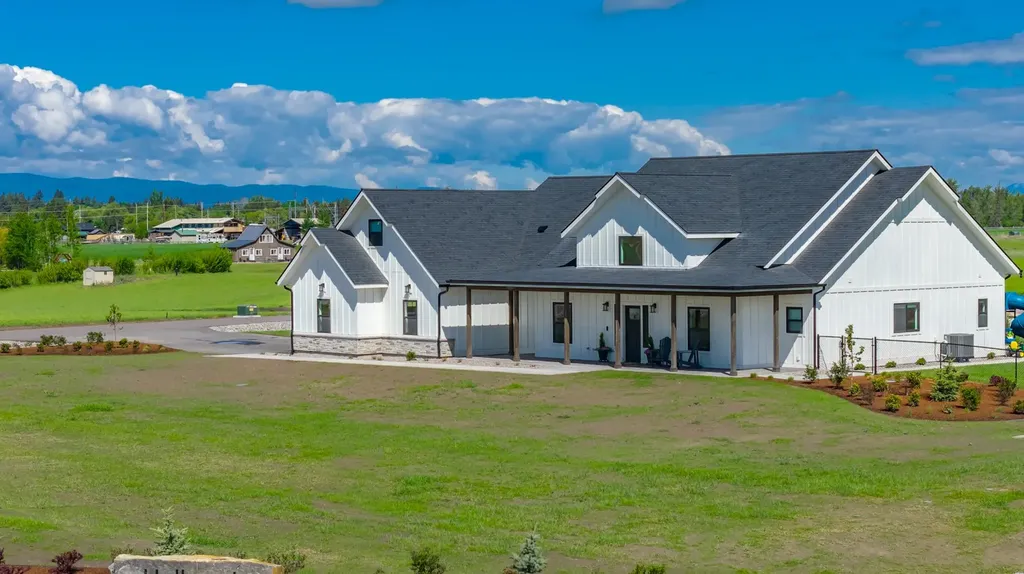 415 Charlotte Peak Drive Kalispell MT 59901
