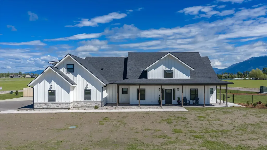 415 Charlotte Peak Drive Kalispell MT 59901