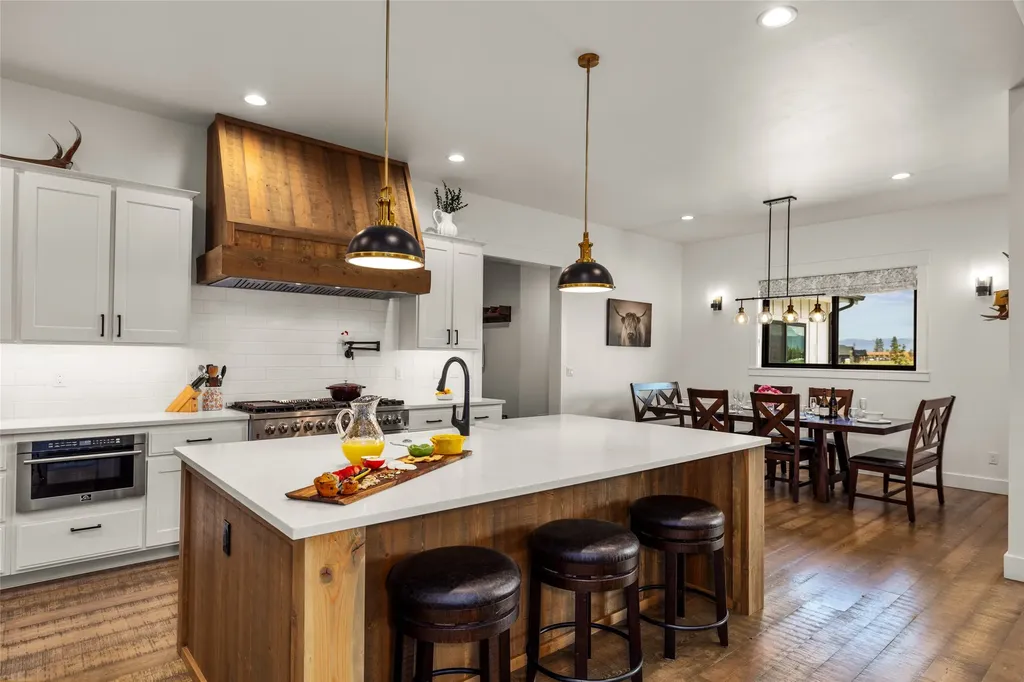 415 Charlotte Peak Drive Kalispell MT 59901
