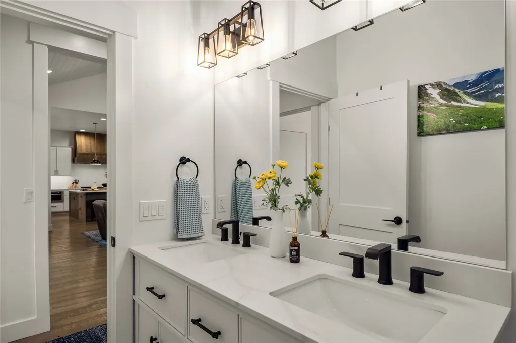 415 Charlotte Peak Drive Kalispell MT 59901