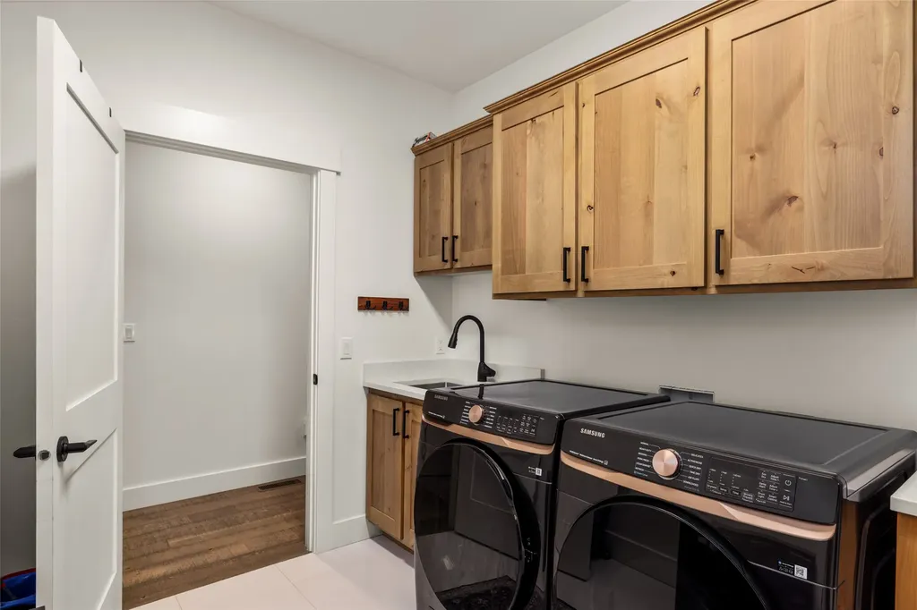 415 Charlotte Peak Drive Kalispell MT 59901