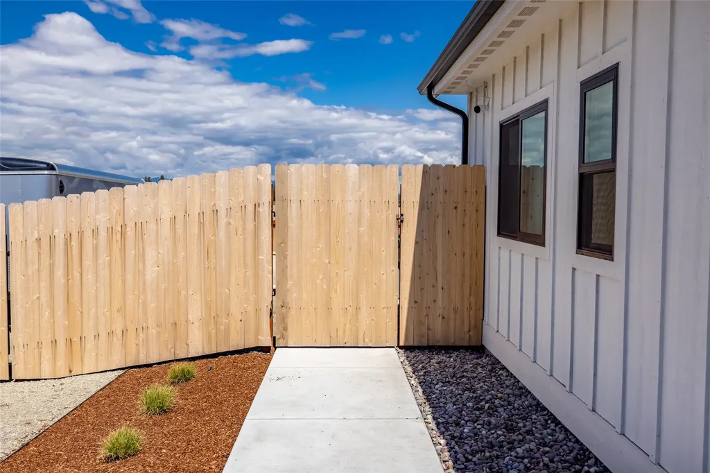 415 Charlotte Peak Drive Kalispell MT 59901