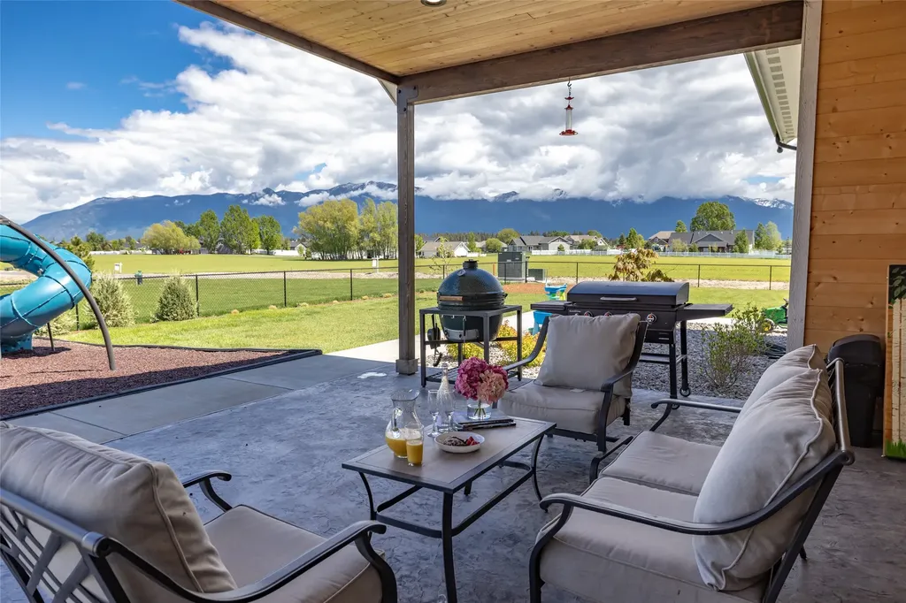 415 Charlotte Peak Drive Kalispell MT 59901