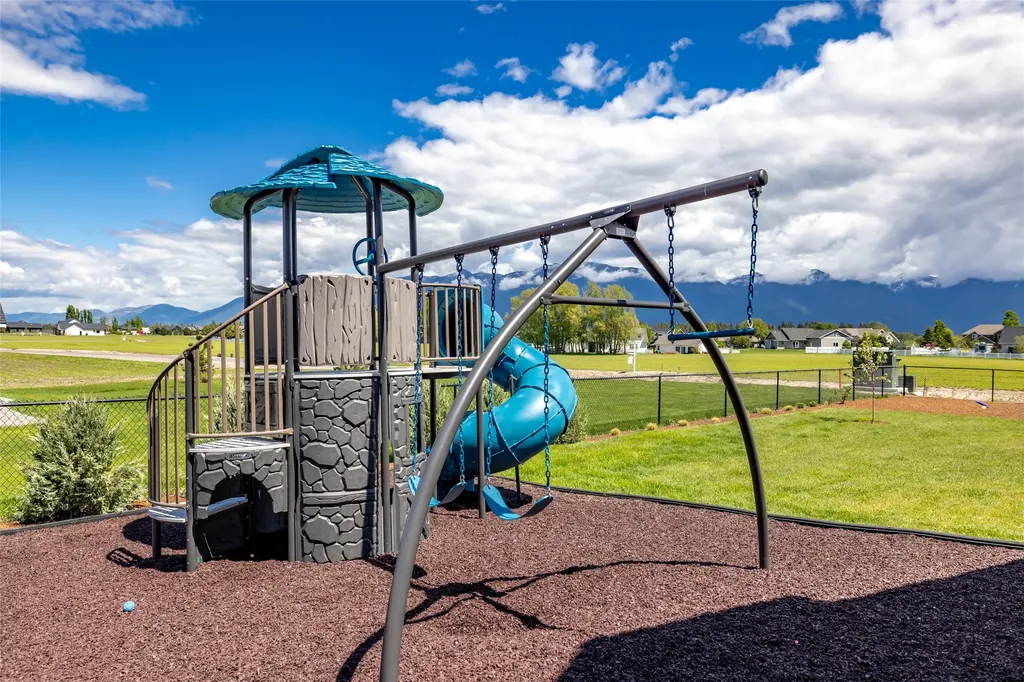 415 Charlotte Peak Drive Kalispell MT 59901