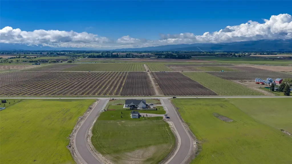 415 Charlotte Peak Drive Kalispell MT 59901