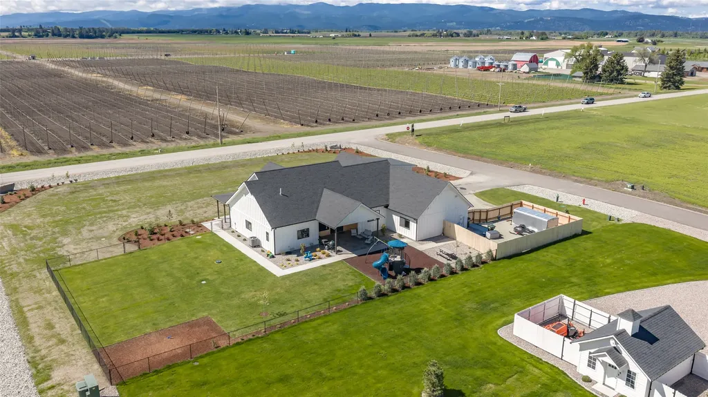 415 Charlotte Peak Drive Kalispell MT 59901