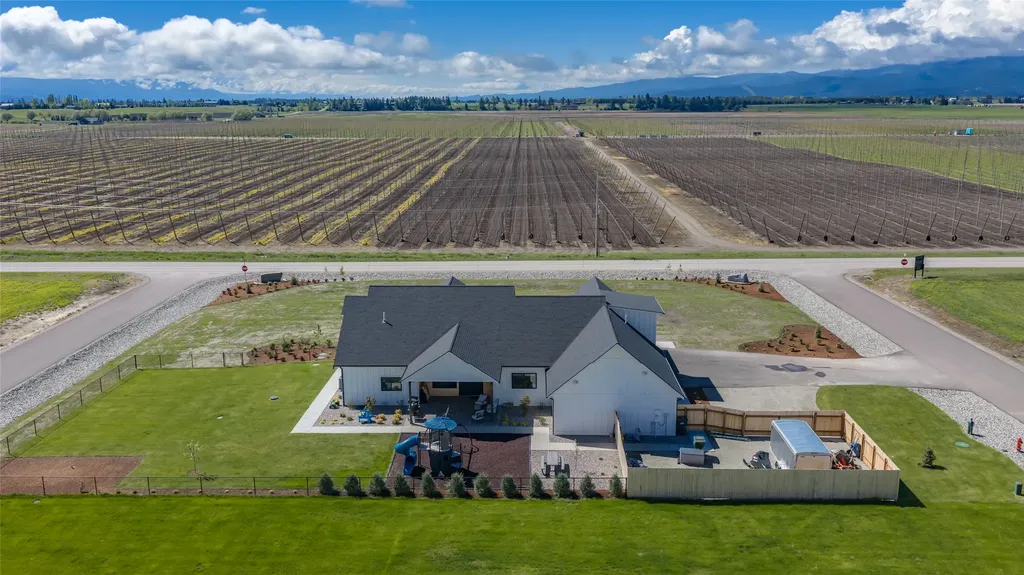 415 Charlotte Peak Drive Kalispell MT 59901