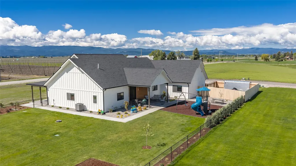 415 Charlotte Peak Drive Kalispell MT 59901