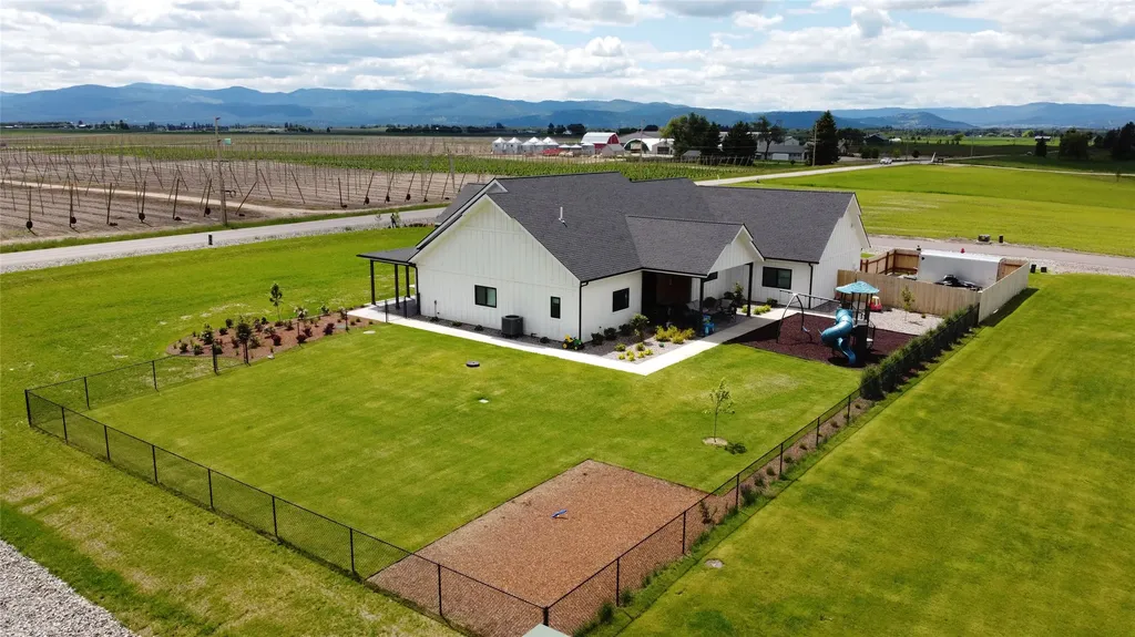 415 Charlotte Peak Drive Kalispell MT 59901
