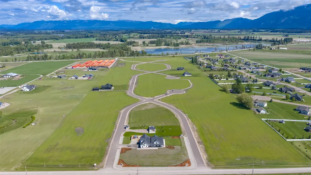 415 Charlotte Peak Drive Kalispell MT 59901
