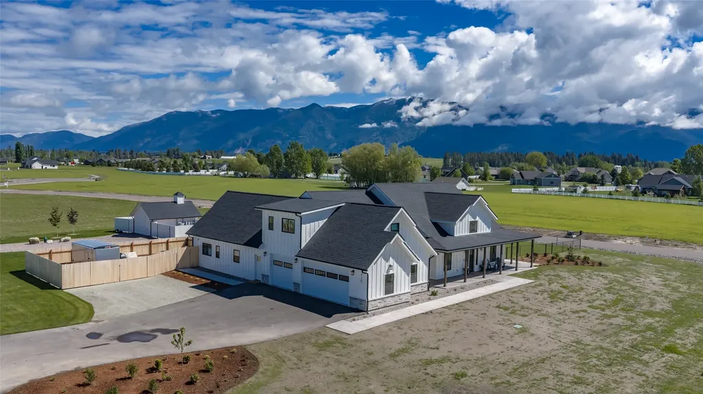 415 Charlotte Peak Drive Kalispell MT 59901