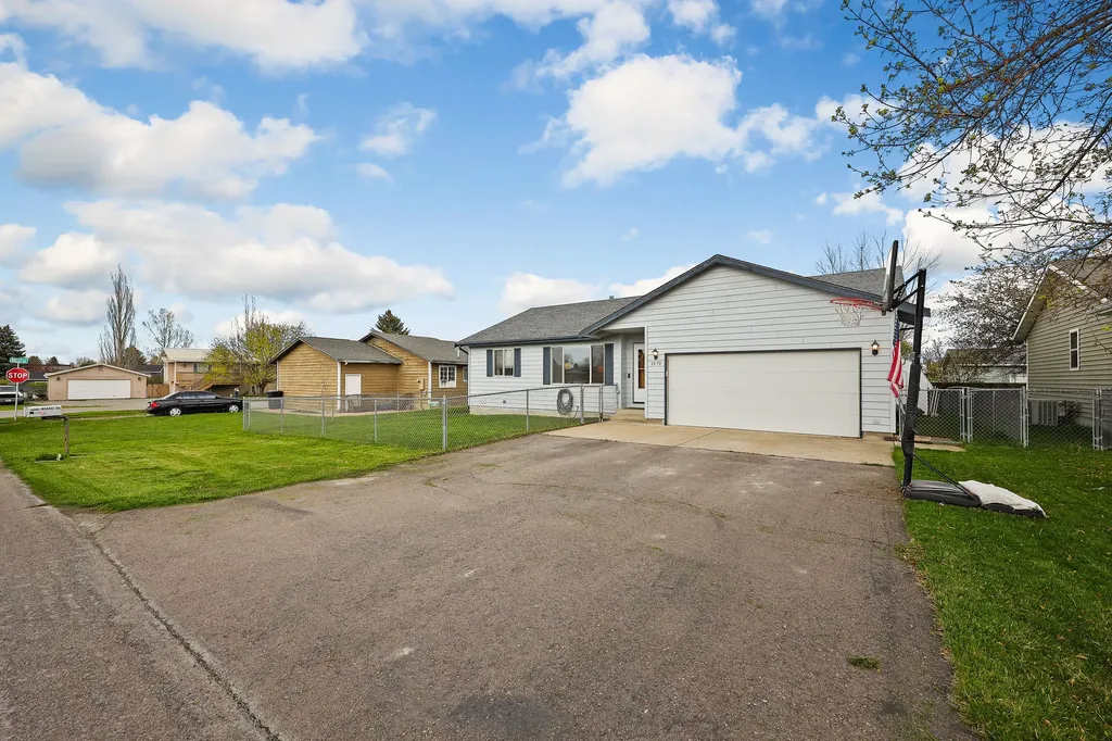 1570 Condor Drive Kalispell MT 59901