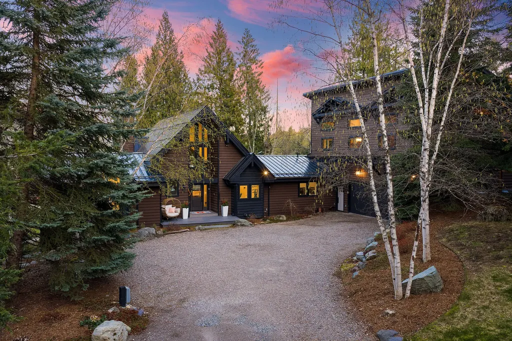 17562 W Swan Shores Road Bigfork MT 59911