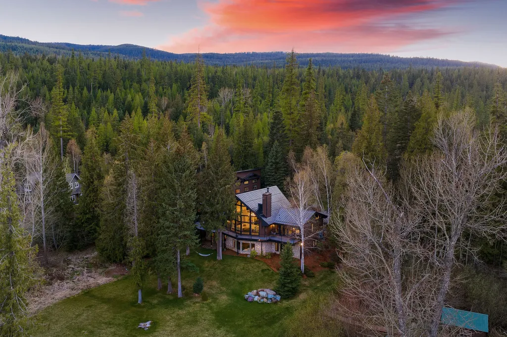 17562 W Swan Shores Road Bigfork MT 59911