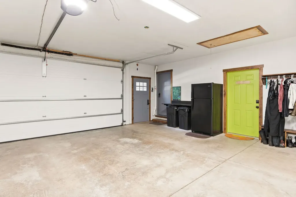 17562 W Swan Shores Road Bigfork MT 59911