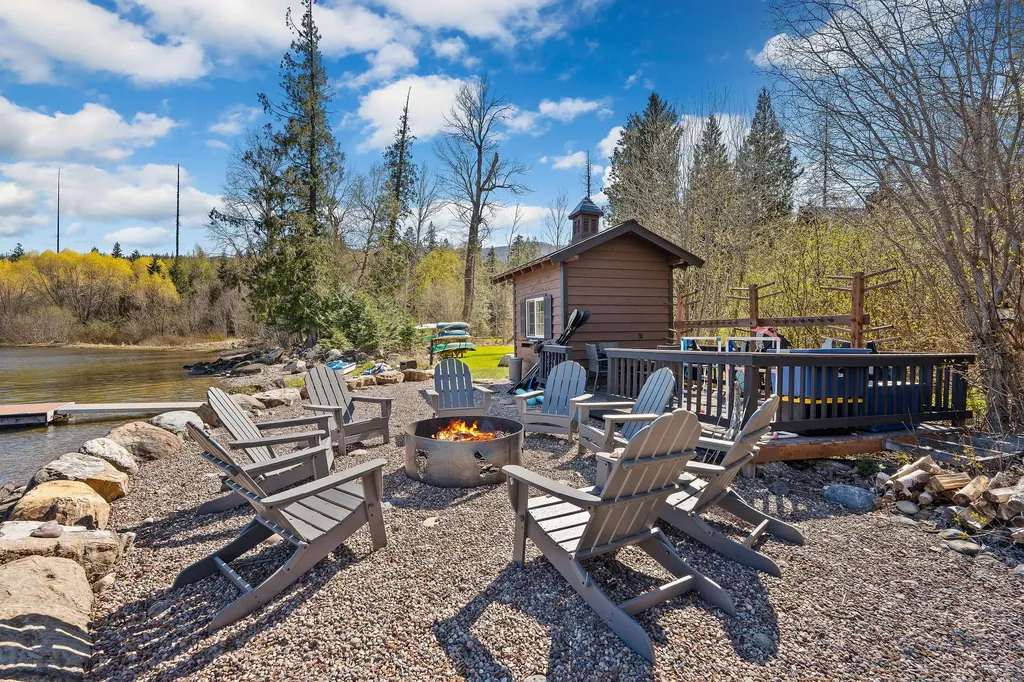 17562 W Swan Shores Road Bigfork MT 59911