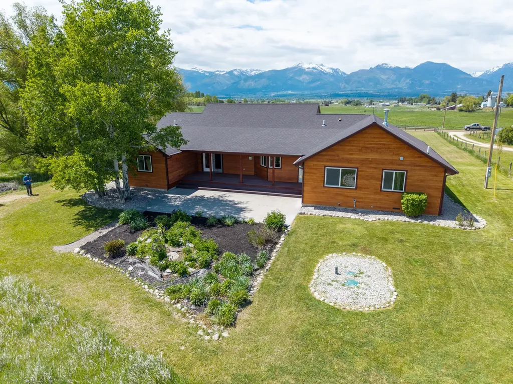 1228 Nordheim Lane Corvallis MT 59828