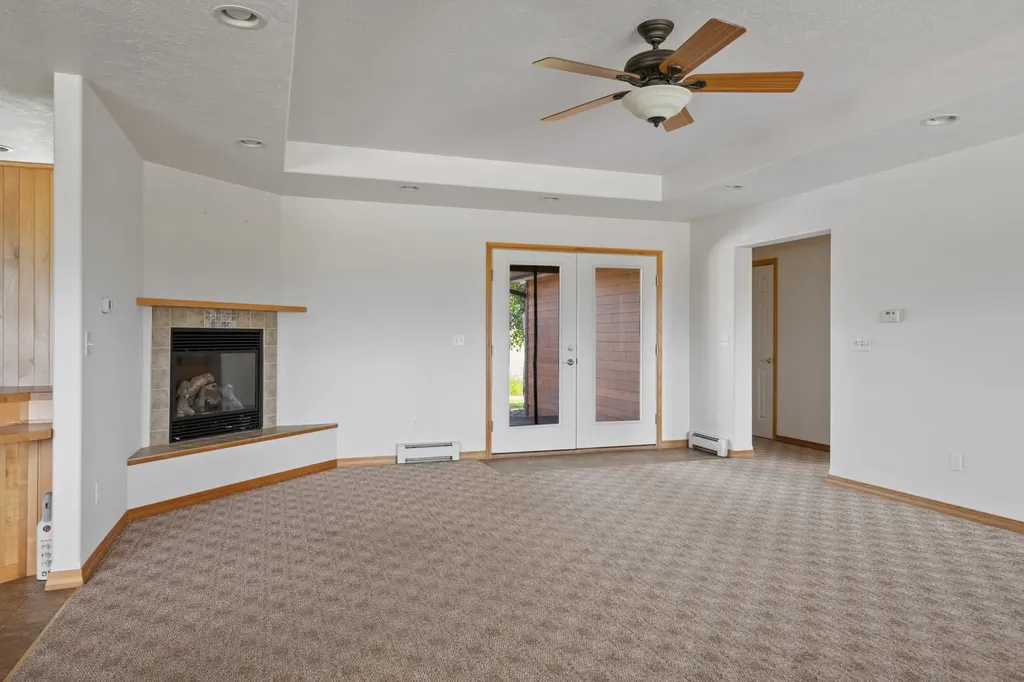 1228 Nordheim Lane Corvallis MT 59828