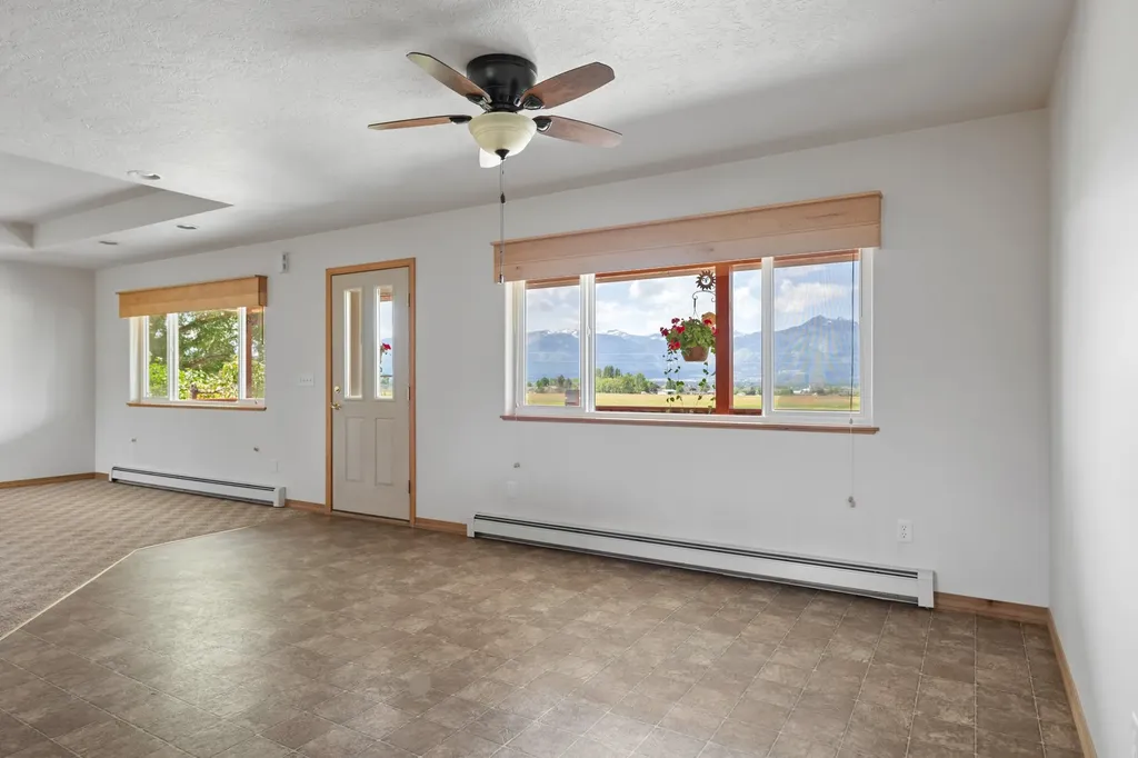 1228 Nordheim Lane Corvallis MT 59828