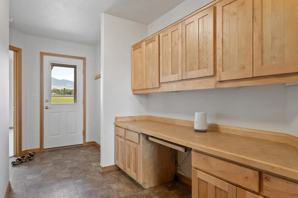 1228 Nordheim Lane Corvallis MT 59828