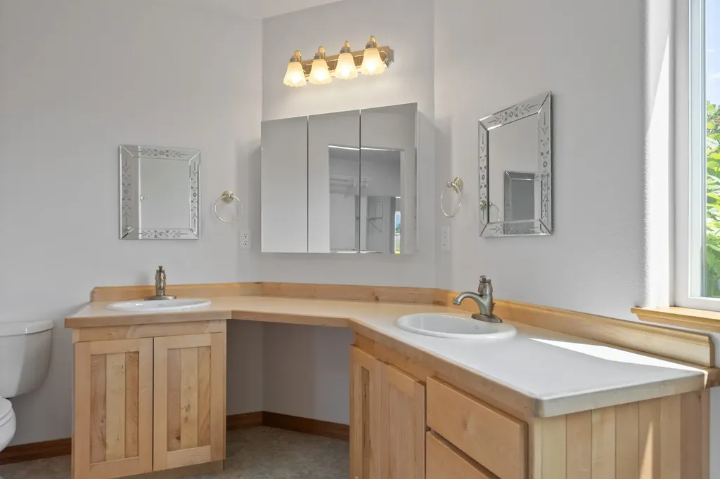 1228 Nordheim Lane Corvallis MT 59828