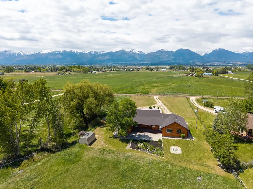 1228 Nordheim Lane Corvallis MT 59828