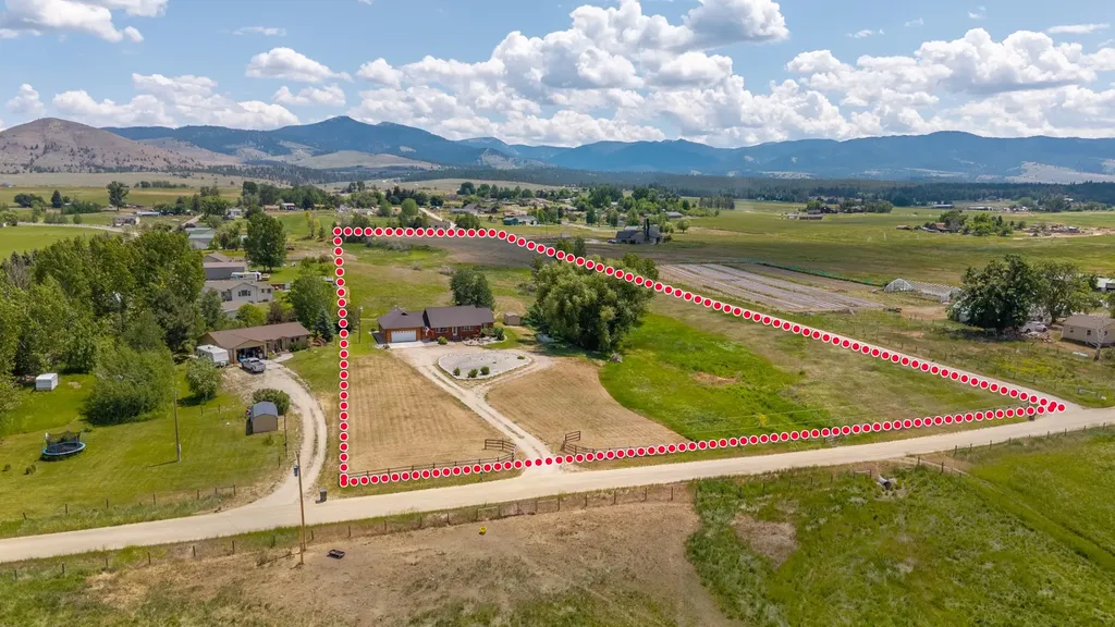 1228 Nordheim Lane Corvallis MT 59828