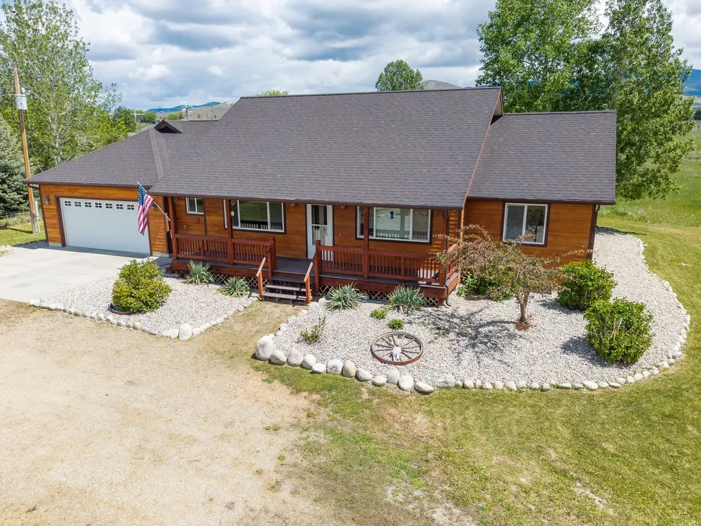 1228 Nordheim Lane Corvallis MT 59828
