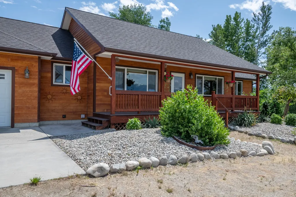 1228 Nordheim Lane Corvallis MT 59828